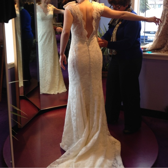 Waters Bridal Dress - Picture 1 of 8